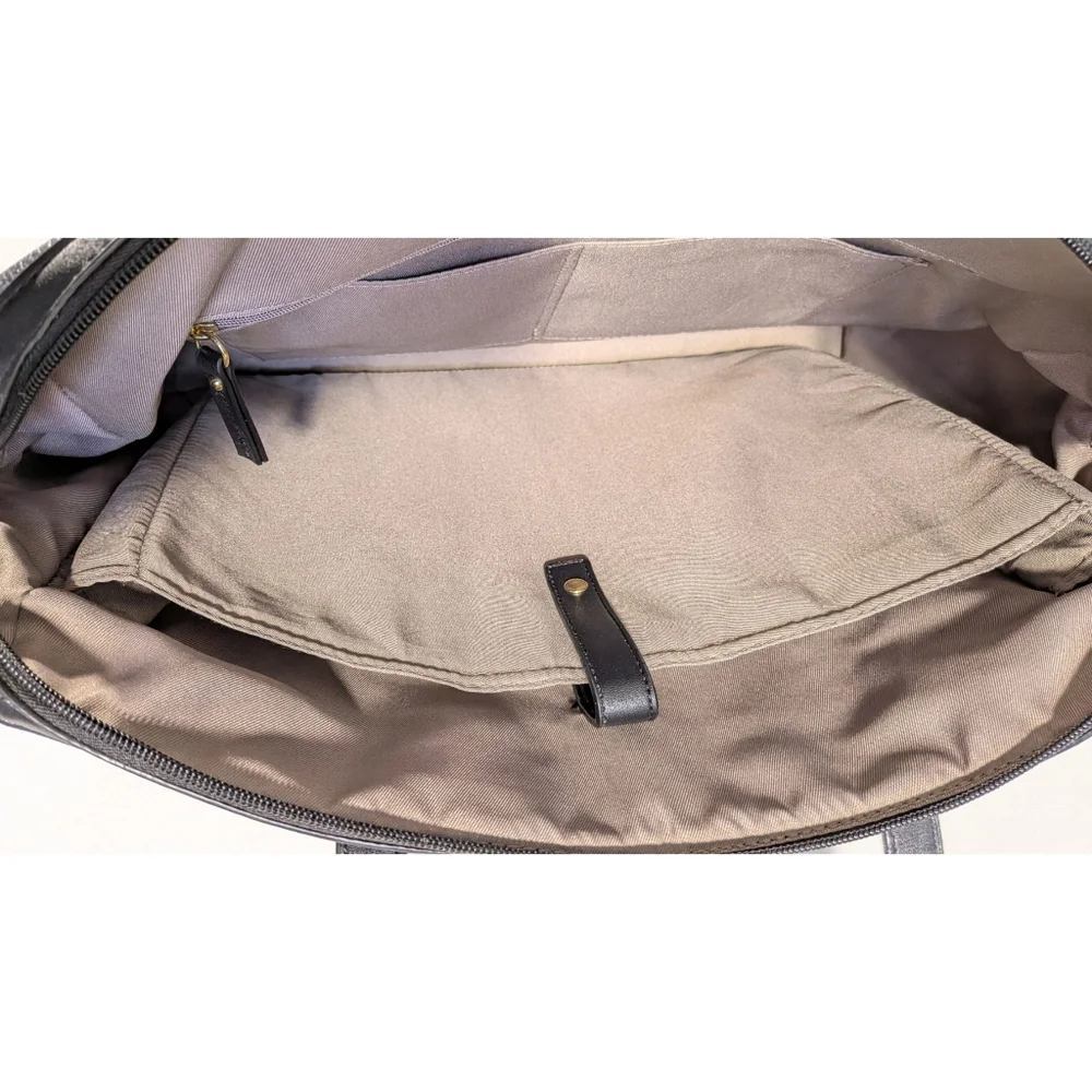 2017 A New Day Chic Laptop Shoulder Bag In Black
